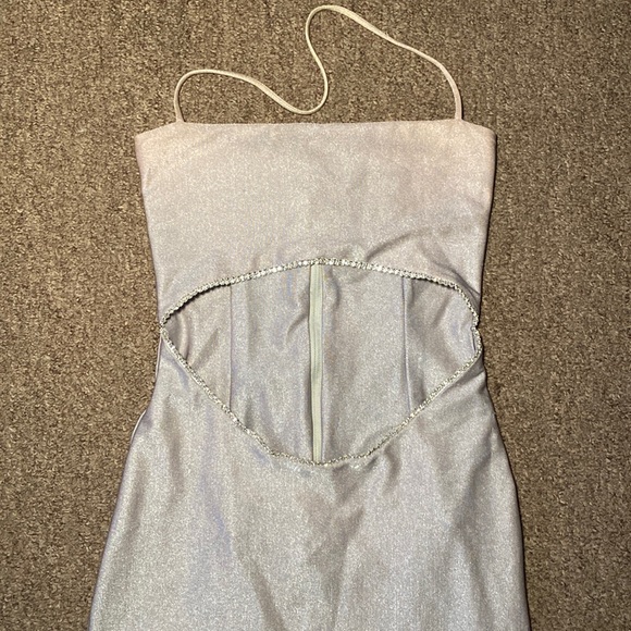 Atria purple dress with cutout and side slit - Picture 4 of 7